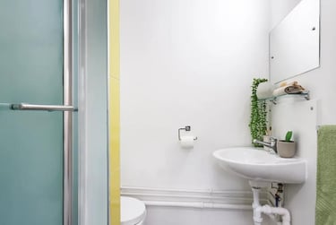 1 bed flat, Clarence Road, Clarence Dock, Leeds, LS101LU - Image 4